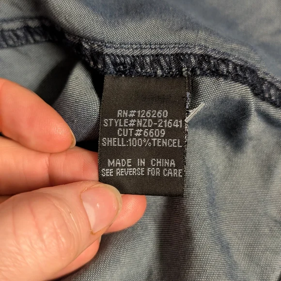 Velvet Heart Starry Blue Button-Down Shirt - Picture 6 of 8